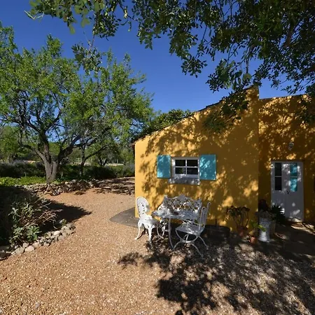 Tatil Evi Attractive Portuguese Farm With Modern Decoration