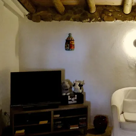 Attractive Portuguese Farm With Modern Decoration *
