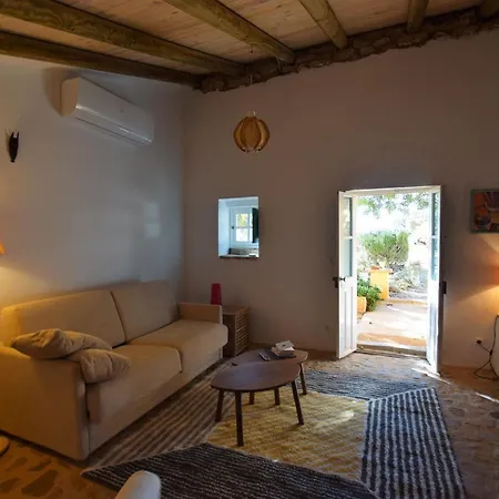 Сasa de vacaciones Attractive Portuguese Farm With Modern Decoration