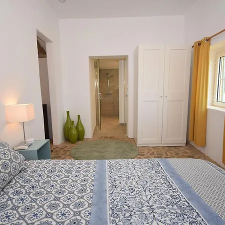 Сasa de vacaciones Attractive Portuguese Farm With Modern Decoration