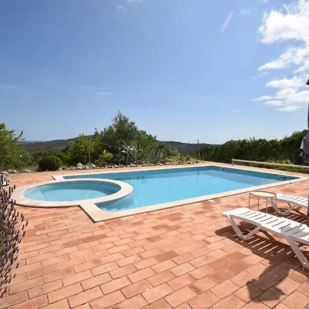 Attractive Portuguese Farm With Modern Decoration Сasa de vacaciones Loulé